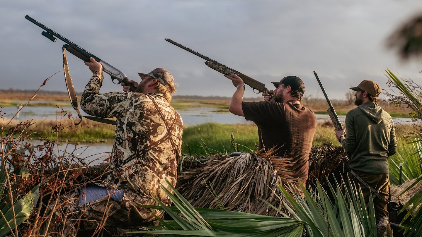 Watch Duck Camp Dinners live