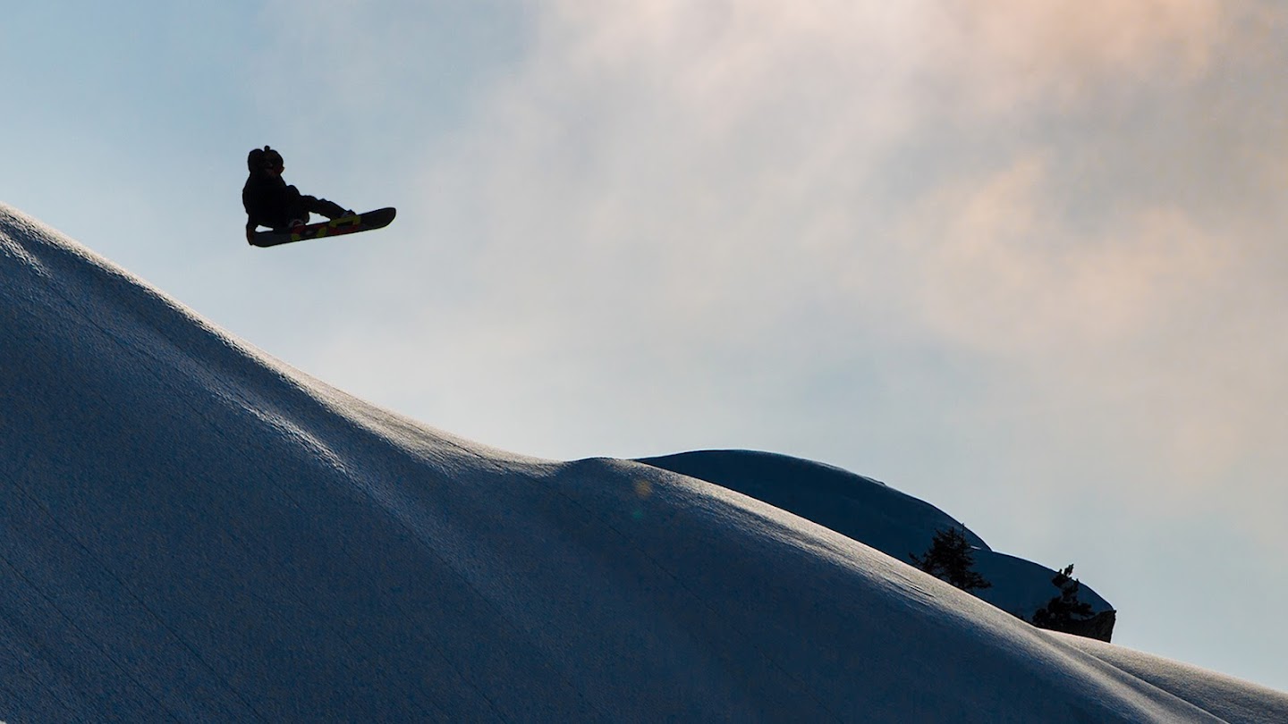 Watch Red Bull: Stronger live